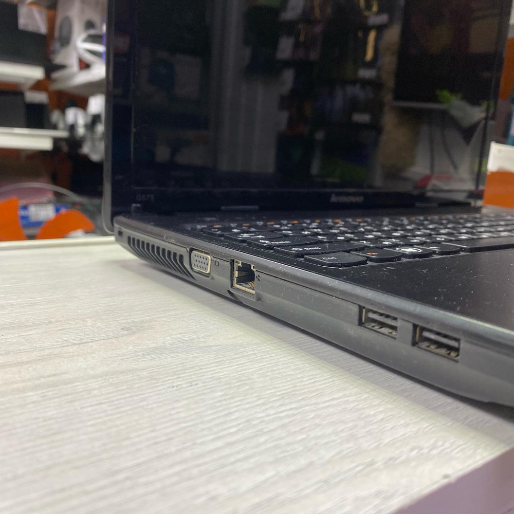 Ноутбук 15.6" Ноутбук Lenovo G575