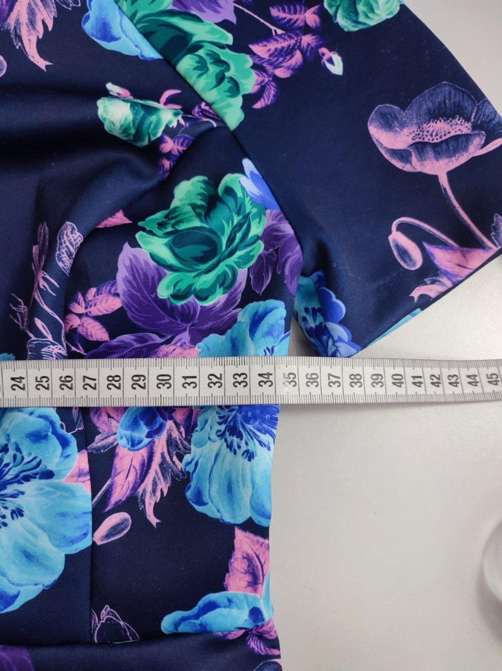 Костюм Asos юбочный 40 размер