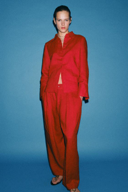 ZARA БРЮКИ ИЗ ЛЬНА СО СКЛАДКАМИ — ZW COLLECTION, КРАСНЫЙ