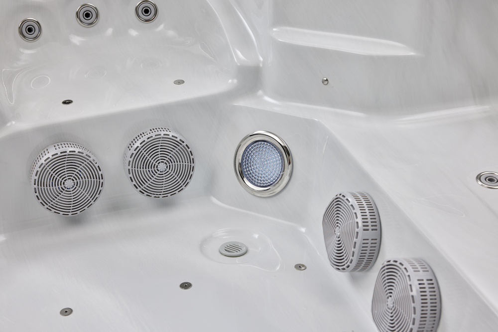 Шестиместный гидромассажный спа-бассейн Victoria Star VS-602L