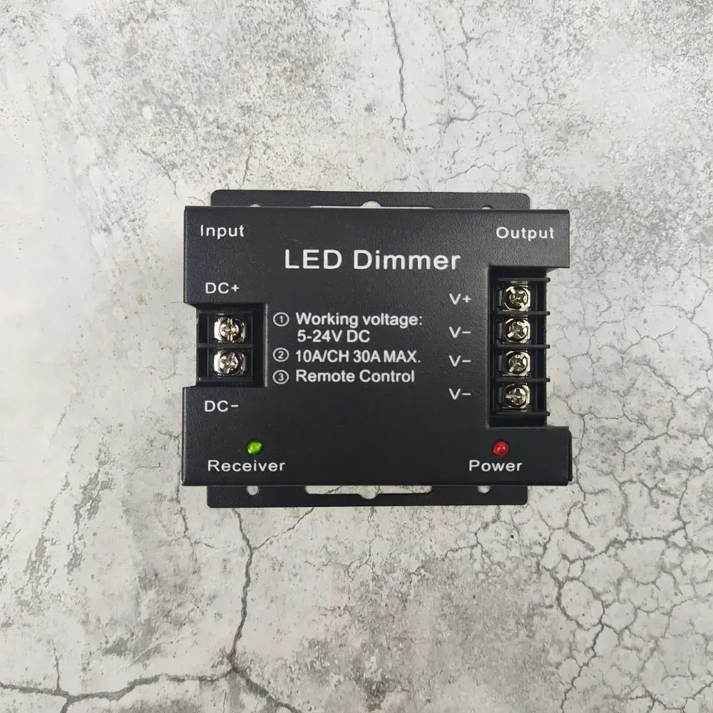 Диммер для светодиодной ленты 30A (12V-24V, 360W-720W) сенсорный TOUCH с ПДУ