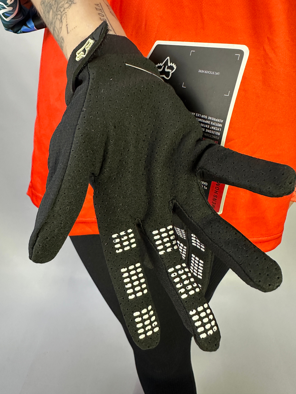 Перчатки FOX