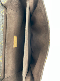 Сумка Louis Vuitton POCHETTE METIS