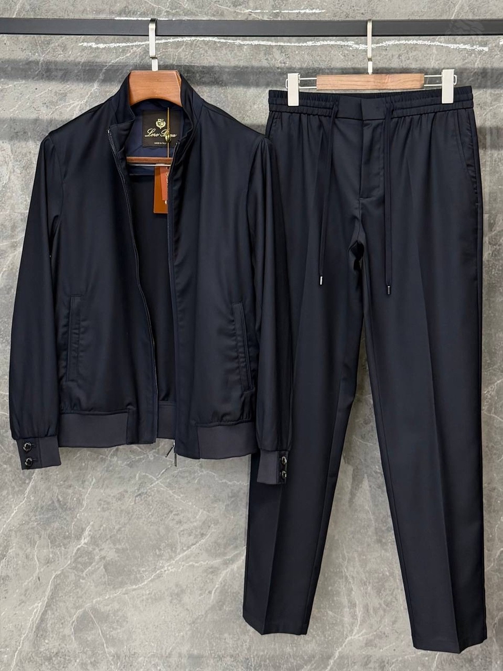 Прогулочный костюм Loro Piana