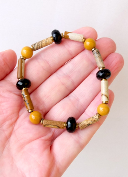 Браслет из песчаной яшмы, агата и керамики