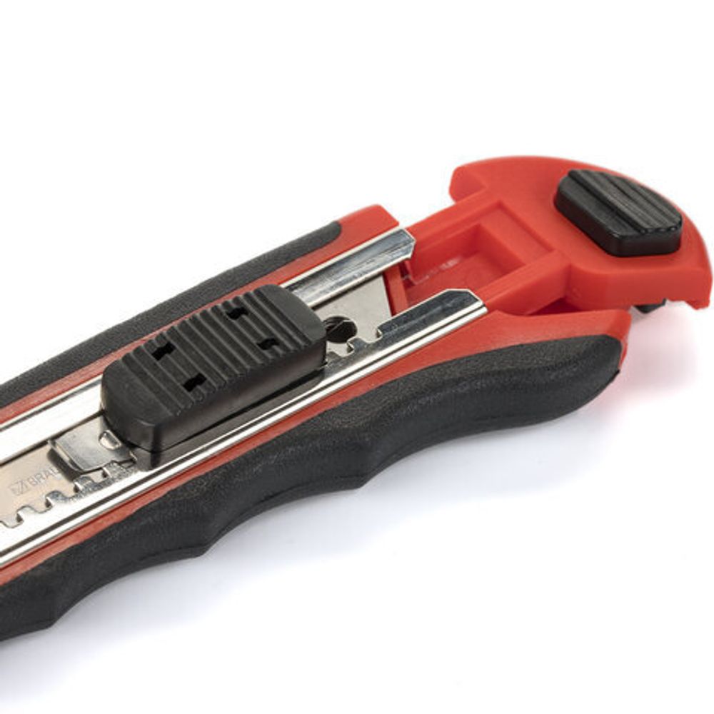 Нож канцелярский 18 мм BRAUBERG "Universal" с АВТОЗАМЕНОЙ ЛЕЗВИЙ, 6 лезвий в комплекте, автофиксатор, 230922