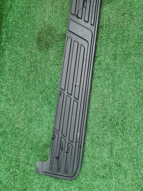 Накладка подножки правая Toyota Land Cruiser Prado 150 (2009-н.в.)