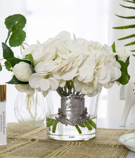 Белые гортензии с бутонами роз, Cote Noire