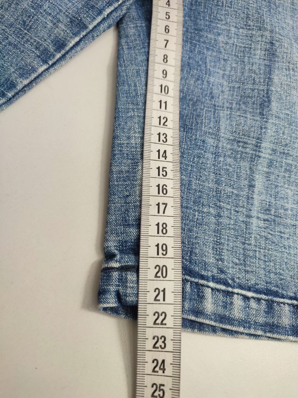 Шорты джинсовые на 9-12 месяцев