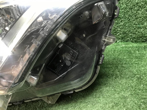 Фара правая Toyota RAV4 4 CA40 (2015-2019) LED