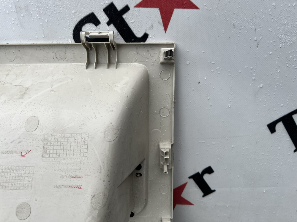 Бардачок вещевой правый 2023г