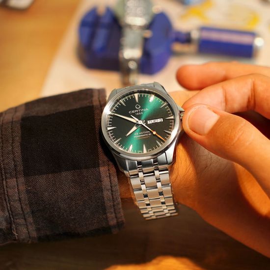 Швейцарские наручные часы Certina C032.430.11.091.00