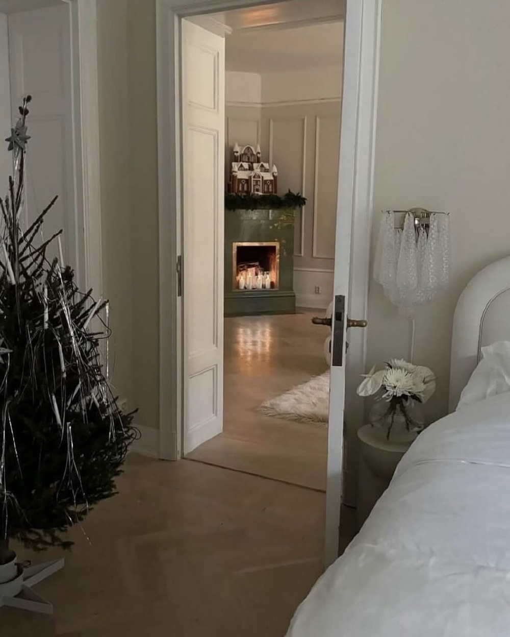 Элегантное настенное бра из венецианского стекла в двух расцветках