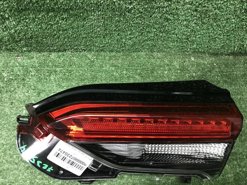 Фонарь правый внутренний Toyota RAV4 5 XA50 18-нв