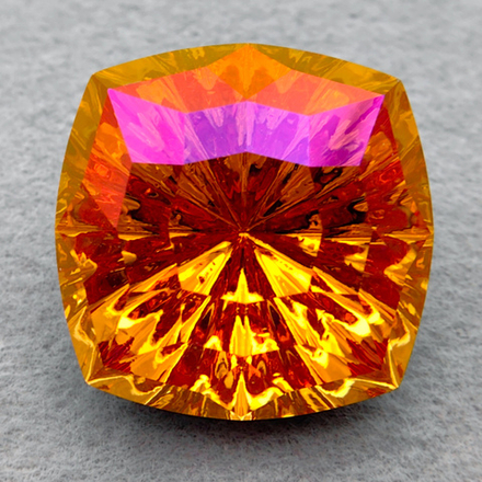 Swarovski 4460 Magical Square FS, Crystal Astral Pink F