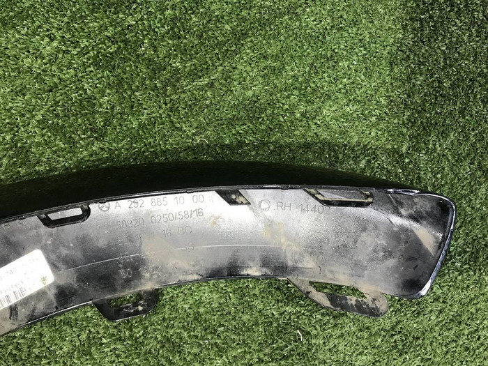 Накладка переднего бампера правая Mercedes GLE c292 (2015-2019) AMG