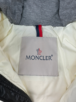 Пуховик Moncler