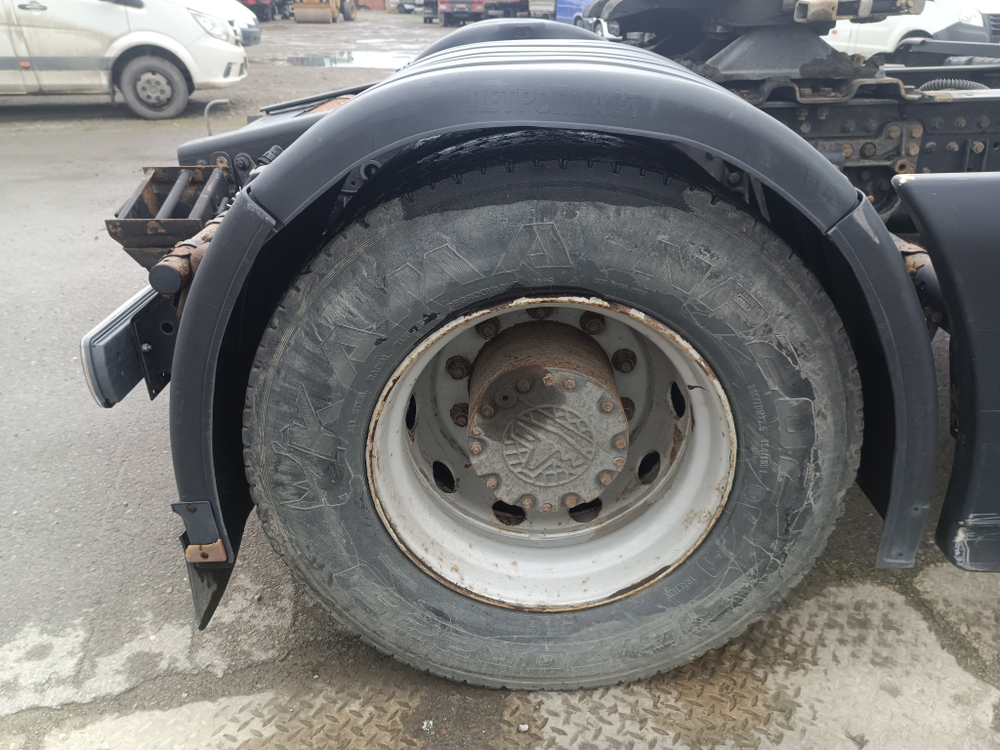 МАЗ 5440 4x2 Седельный тягач 5440С9-520-031 (Дизельный, 11,1 л, 420 л.с., МТ)