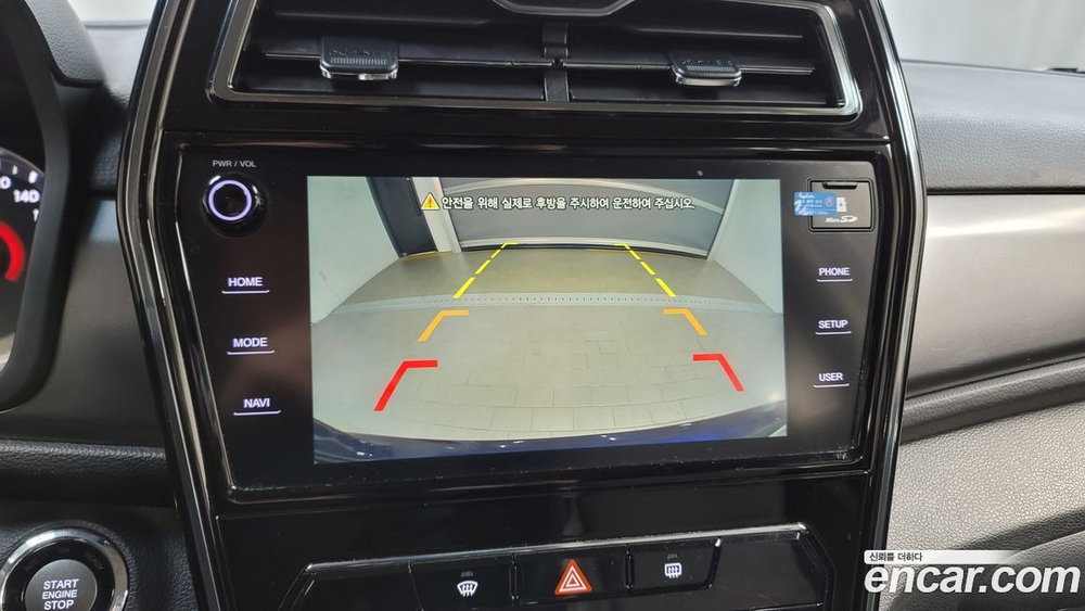 KG Mobility (Ssangyong) Very New Tivoli Бензин 1.5 2WD (01.2020)