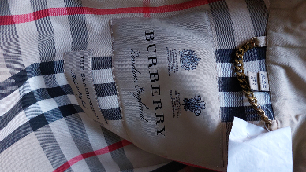 Плащ Burberry