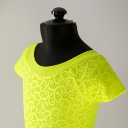 платье для танцев с гипюром