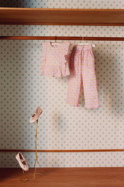 ZARA ТОП С ВОЛАНАМИ И ЦВЕТОЧНЫМ ПРИНТОМ, РОЗОВЫЙ