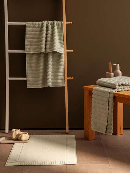 Коврик для ванной с фактурным бортиком мятного цвета из коллекции essential, 50x80 см