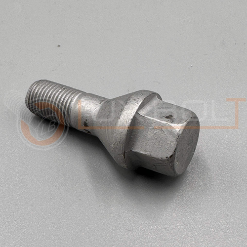 Болт крепления колеса 3110