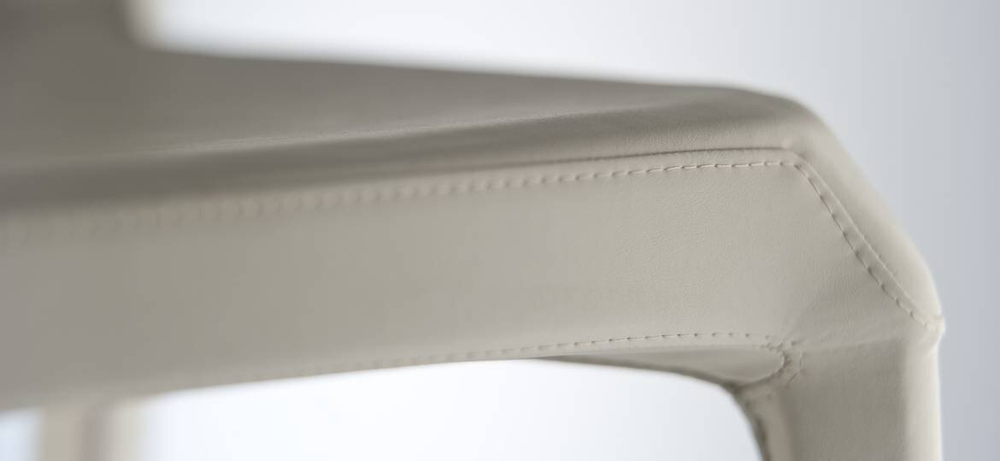 Стул пластиковый Pedrali Blitz, песочный