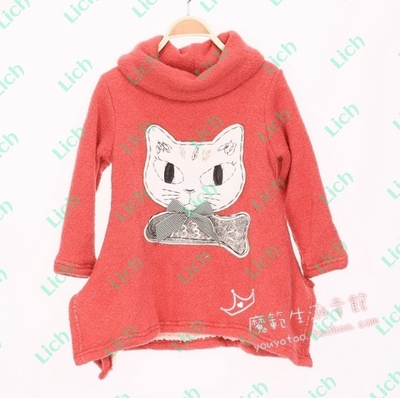 Толстовка расклешенная с аппликацией кошки