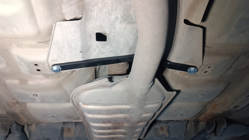 Усилитель тоннеля над глушителем Subaru Outback 4 (BR) и Subaru XV 1 (GP)