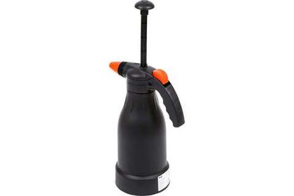 Опрыскиватель помпа Жук Оптима 2 л