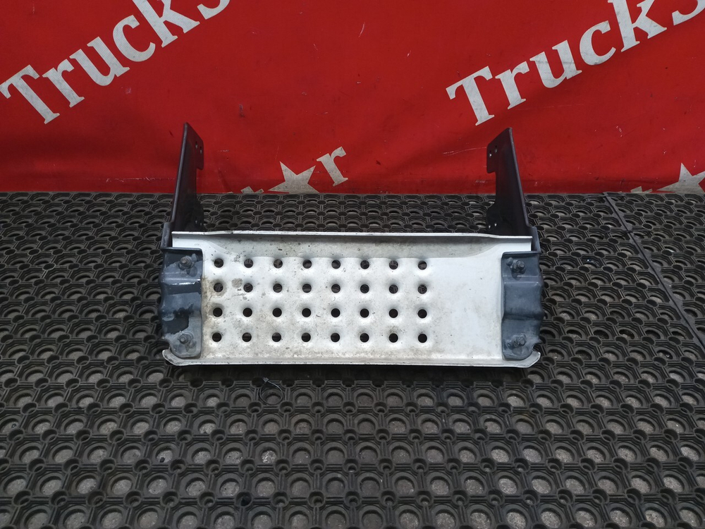 Подножка ящика АКБ 2021г.