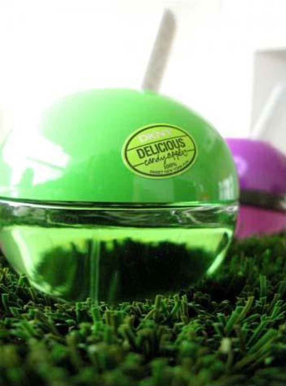 DKNY Delicious Candy Apples Sweet Caramel Eau De Parfum