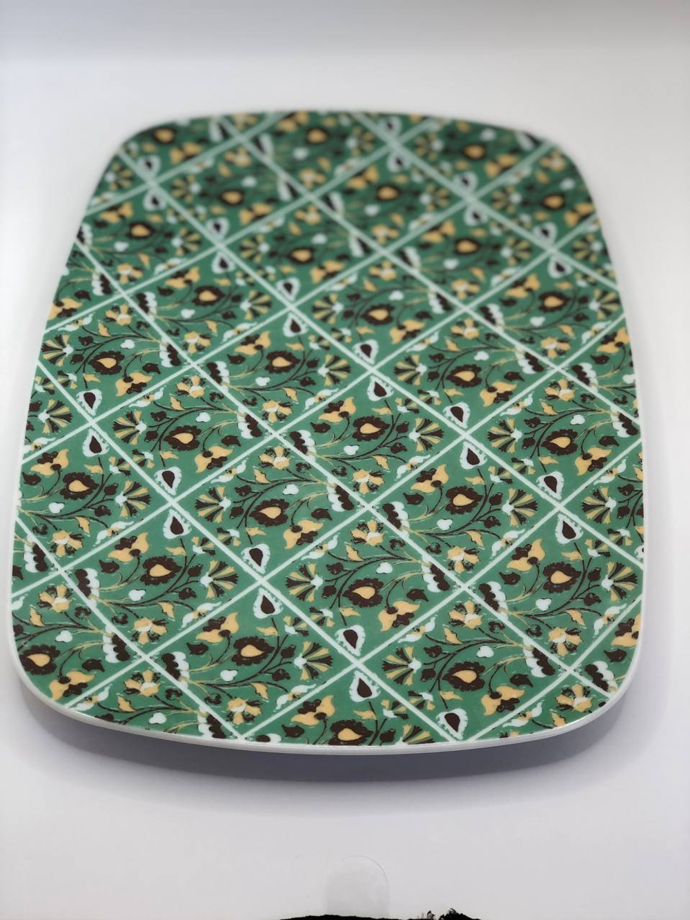 Блюдо малое или сервировочная тарелка. Коллекция  Изразец Коломенское. Птицы. Бревно (Log).