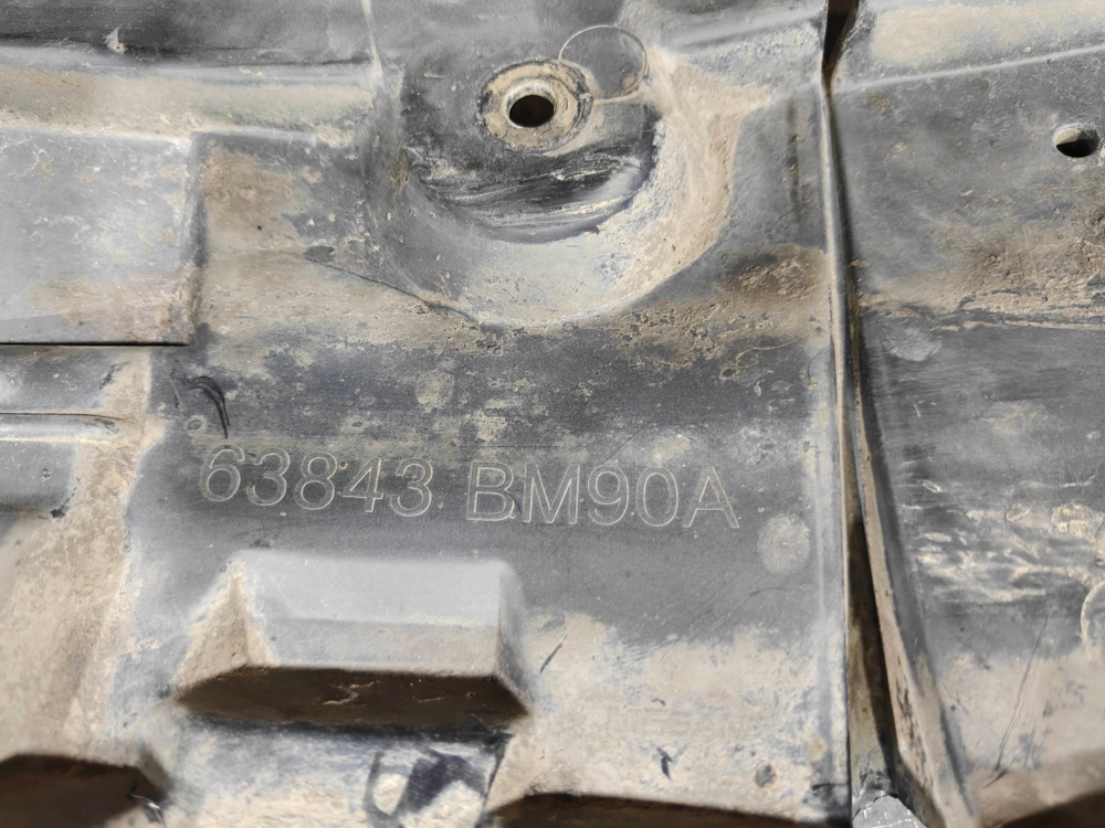 Подкрылок передний левый Nissan Qashqai 2 (J11) 13-24 Б/У Оригинал 63843BM90A