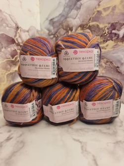 Эффектное фламе, пряжа Пехорка 38% шерсть, 38% ПАН, 24% Полиамид 5х50г/125м 1208м