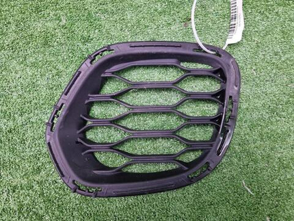 Решетка бампера левая Mini Hatch F56 (13-21) JCW