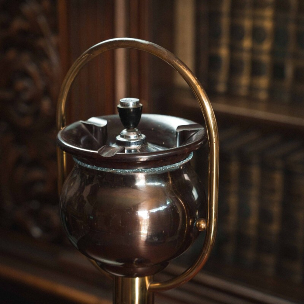 Винтажная напольная пепельница с крышкой