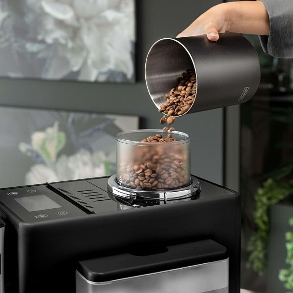 DeLonghi Rivelia EXAM440.55. Black