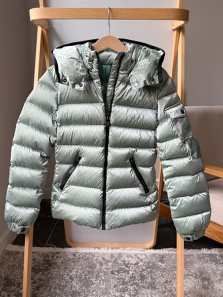 Пуховая куртка Moncler, 140
