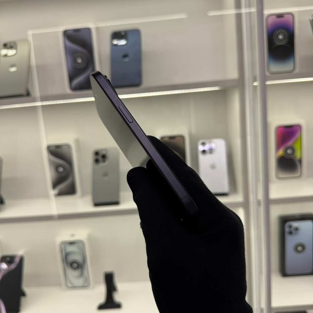 iPhone 15, 256 ГБ б/у