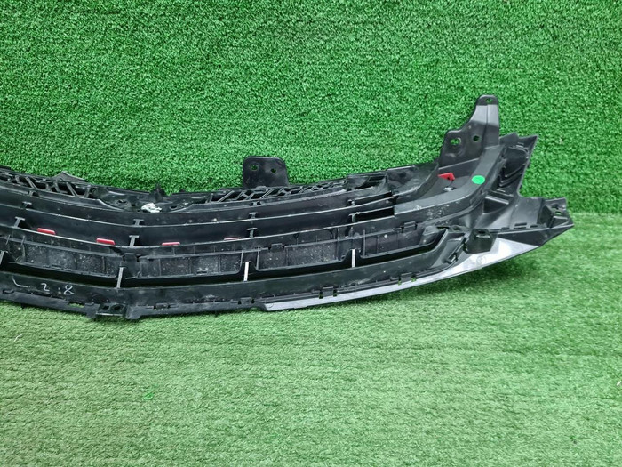 Решетка радиатора Geely Coolray (2019-2023)