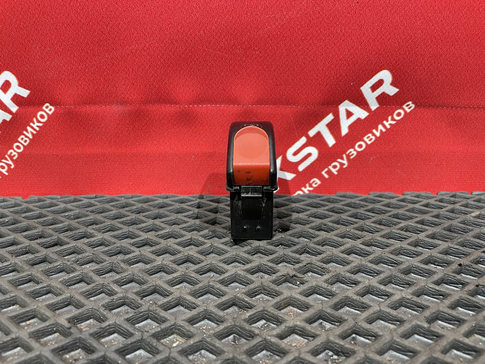 Кнопка массы