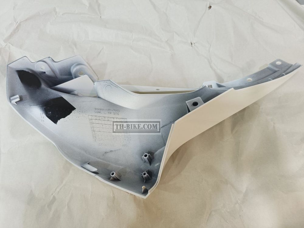 64220-KPP-T00ZP. COWL, L. FR. SIDE *NHA87P*. HONDA
