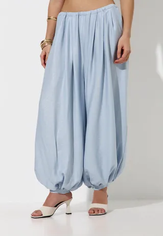Брюки алладины из вискозы небесного цвета