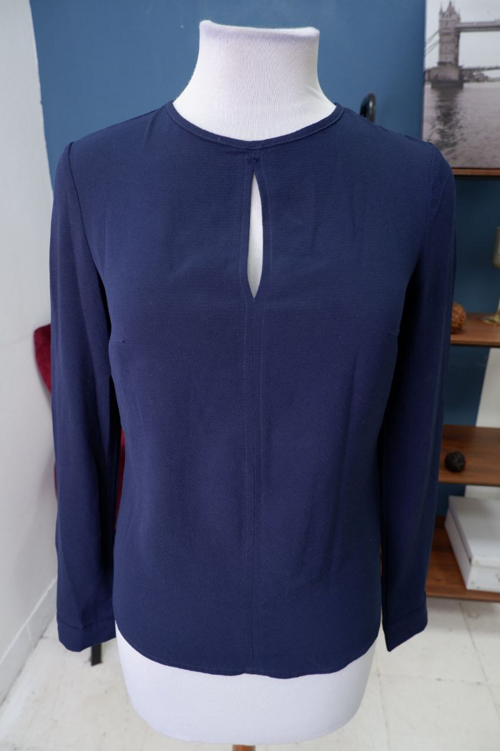 Блузка Zarina лаконичная  42 размер