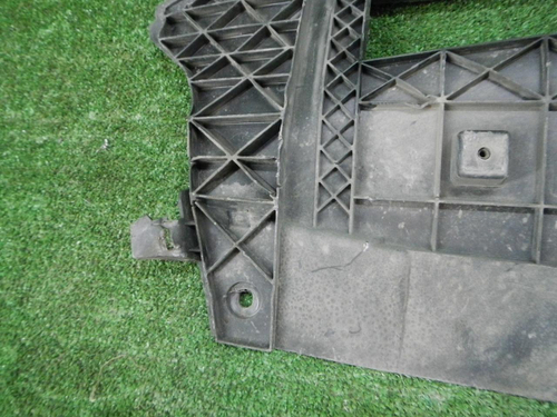 Пыльник переднего бампера Audi Q5 1 8R (2012-2017)