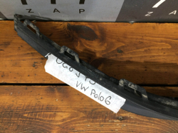 Решетка переднего бампера Volkswagen Polo 6 20-нв Б/У Оригинал 6N5853677