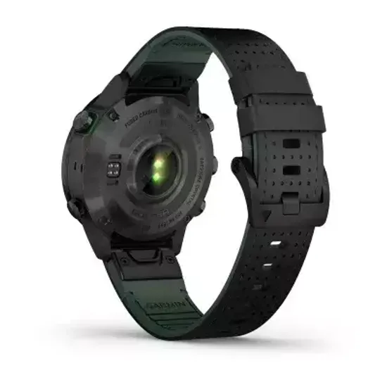 Люксовые мультиспортивные часы Garmin MARQ Golfer (Gen 2) Carbon Edition 010-02722-21